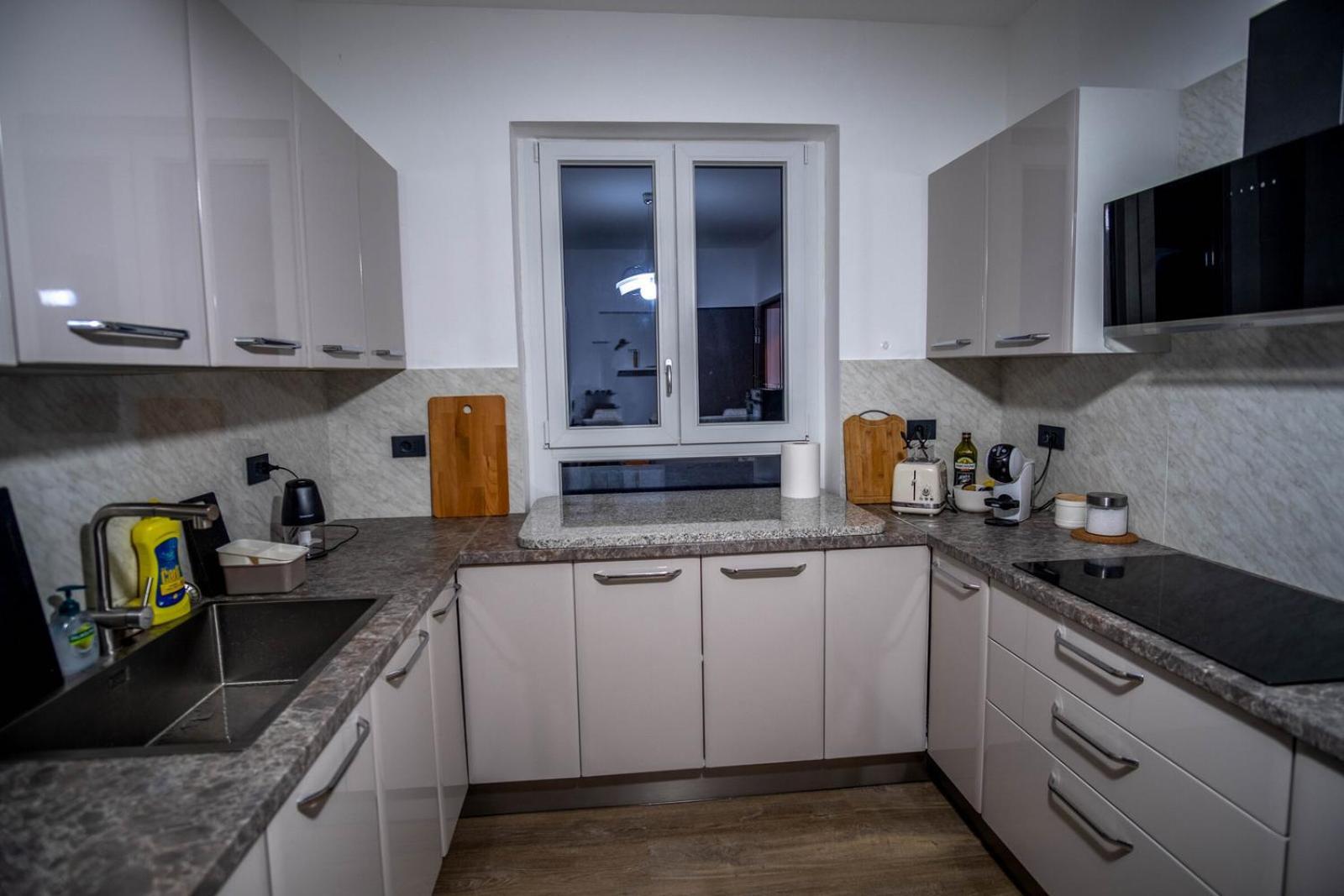 Apartment Panorama *